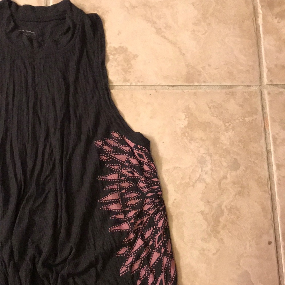 Flowy Tank